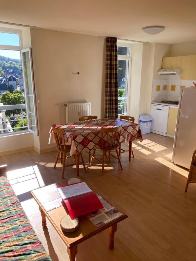 Grand Appartement Hyper Centre Haut Standing La Bourboule Eksteriør bilde